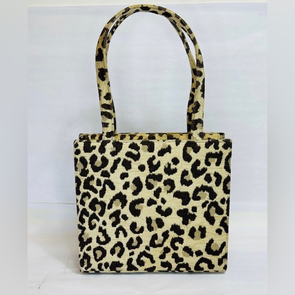 Isabella Fiore leopard print tapestry purse - Picture 1 of 6